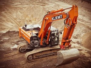 Thompsons of Prudhoe have a wealth of experience with demolition and dismantling work. Thanks to this, we can complete almost any job to excellent standards. Our skilful team also completes earthworks in the North East. This is a service that is often necessary for a lot of demolition projects.
